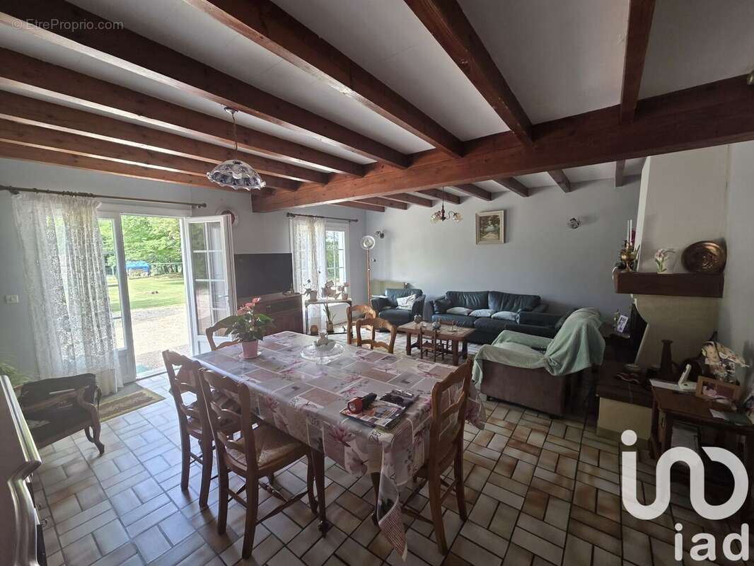 Maison 123 m² à Chamouillac  - photo 5