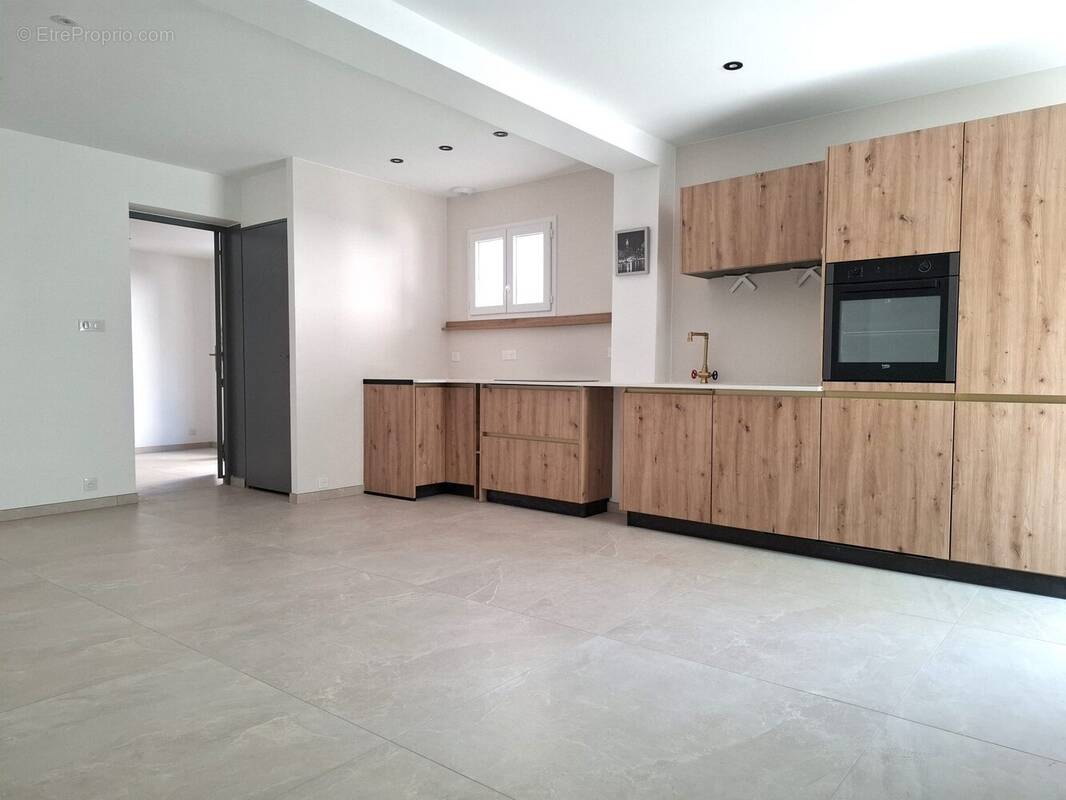 Appartement à AIX-LES-BAINS