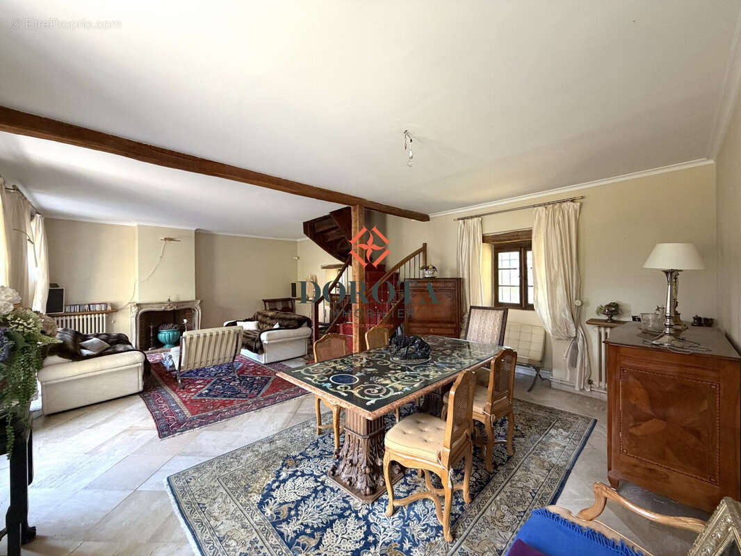 Maison à SAINT-MARTIN-D'URIAGE