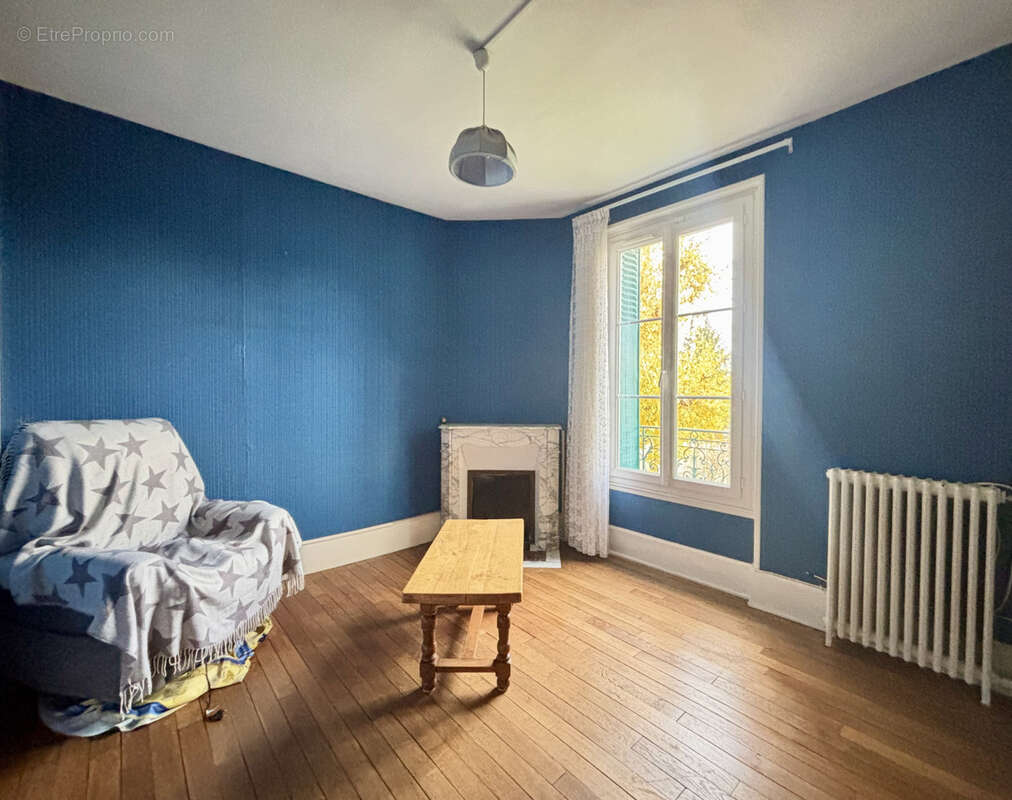 Maison à COULOMMIERS