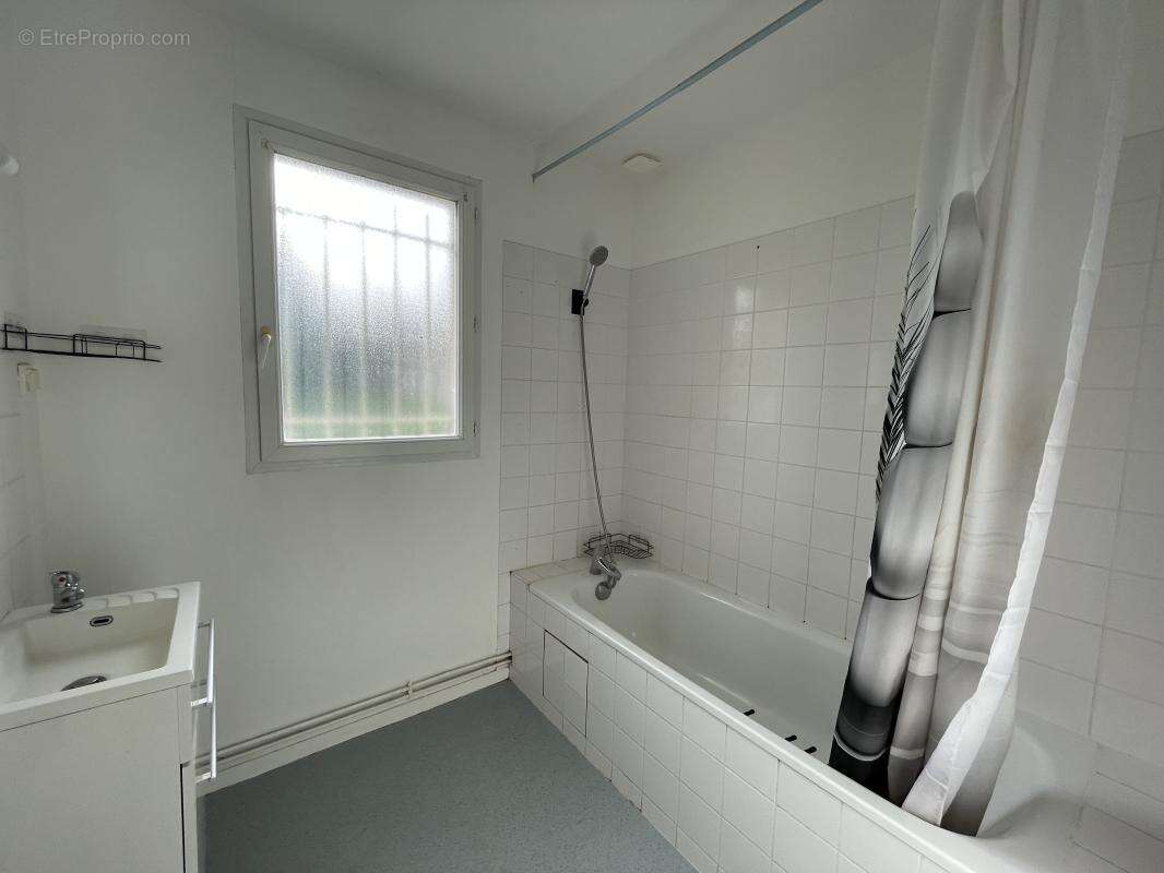 Vente pavillon meilhards - photo 4