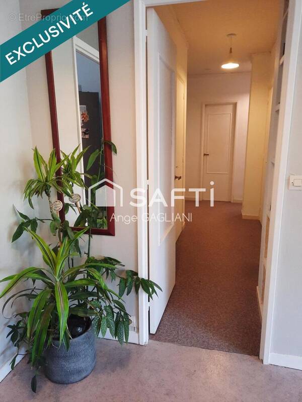 Photo 1 - Appartement à LAVAL