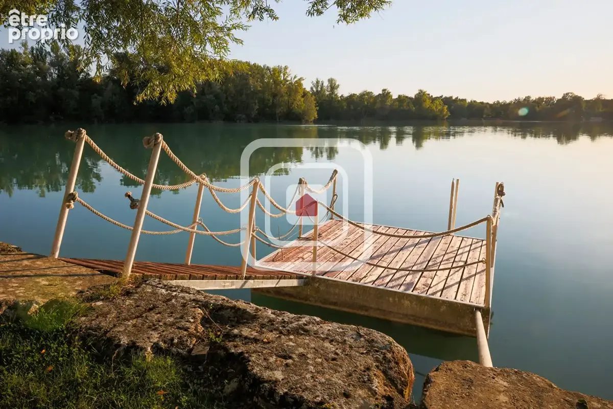 Maison de prestige cadre exceptionnel au bord d'un étang a 25 minutes de reims - photo 4