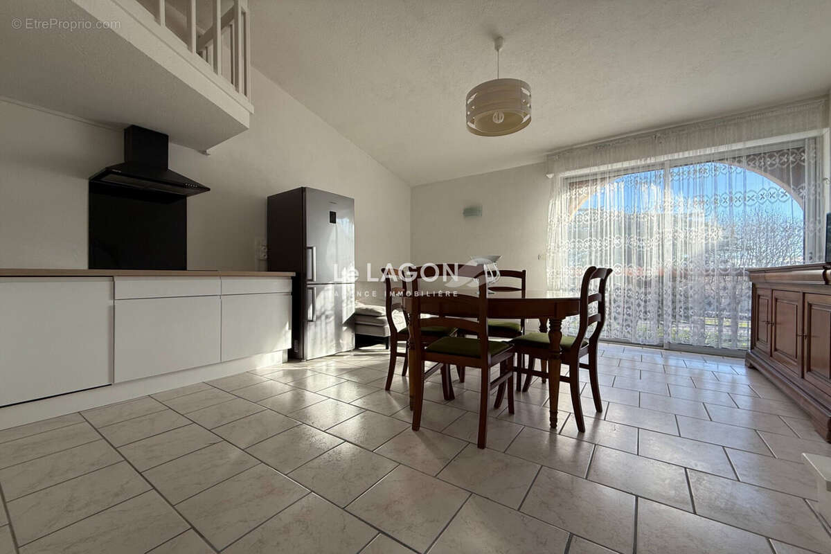 Appartement à SAINT-CYPRIEN