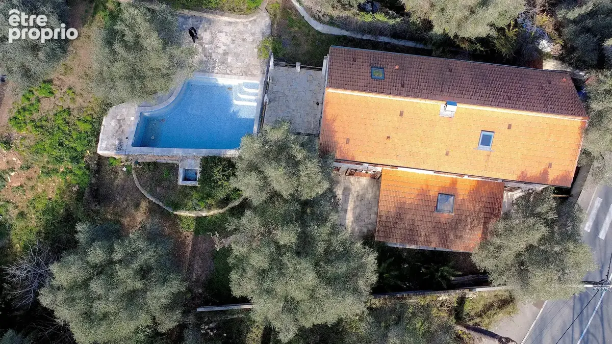 Exclusivité – vallauris – ancienne bergerie rénovée – 193 m² – 5 chambres – piscine - photo 5
