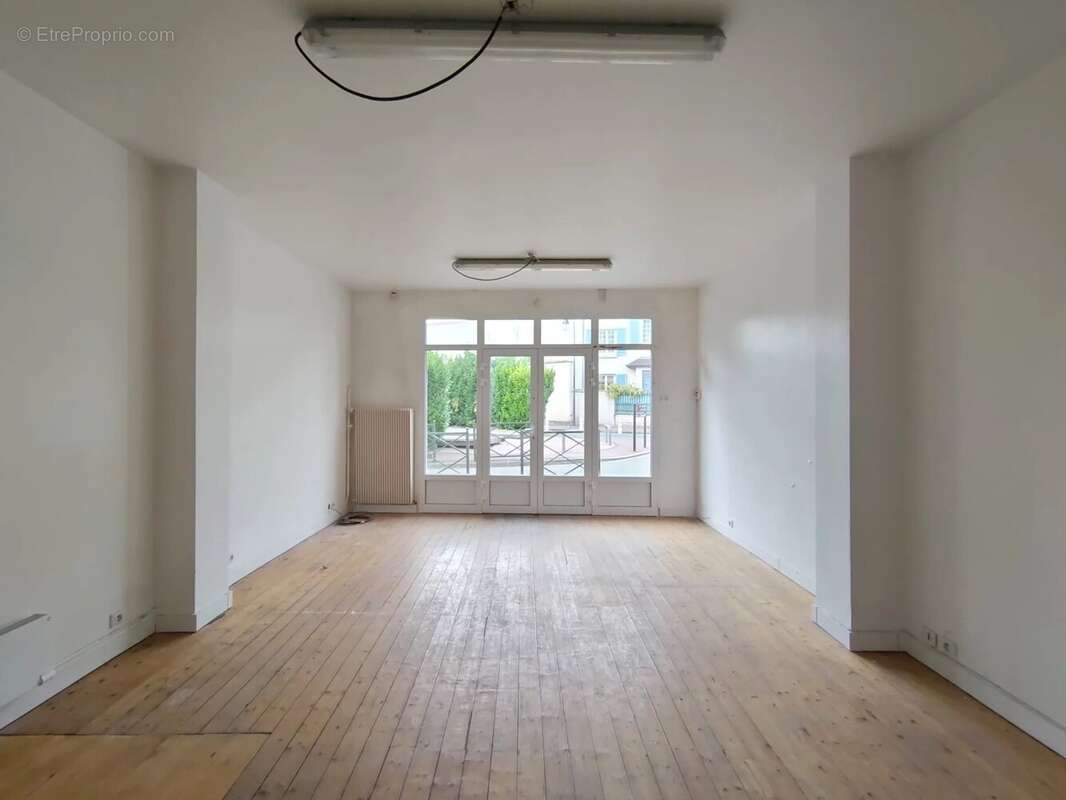 Commerce à SAINT-GERMAIN-EN-LAYE