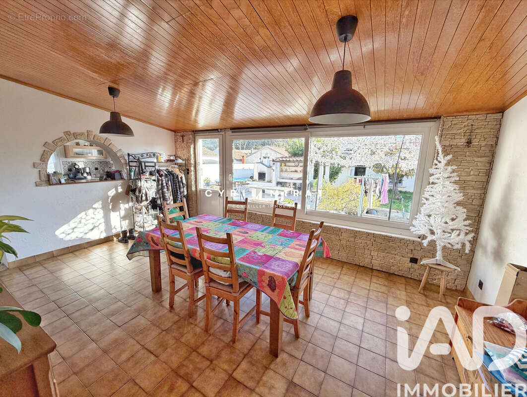 Photo 3 - Maison à LA SEYNE-SUR-MER