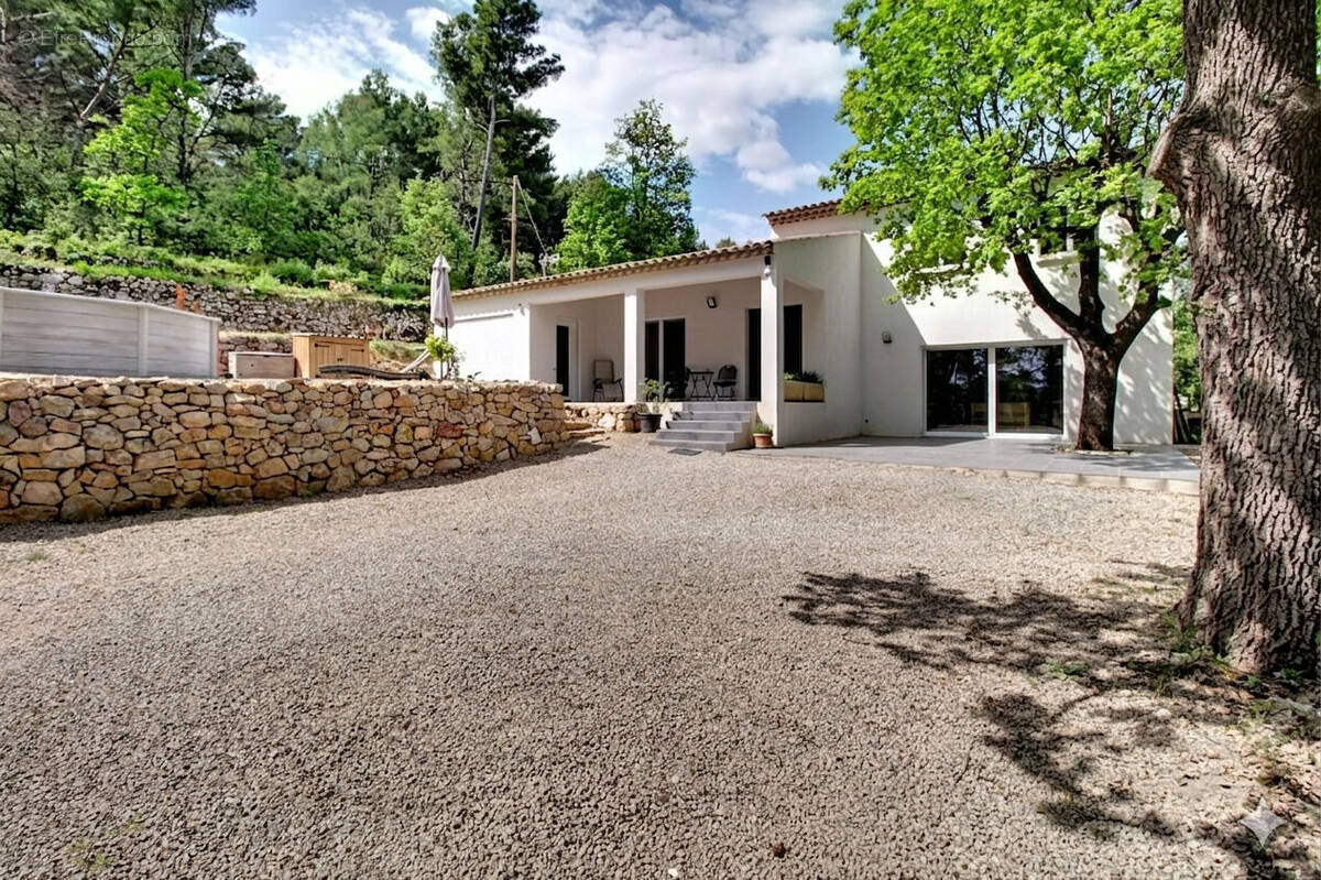 Maison à DRAGUIGNAN