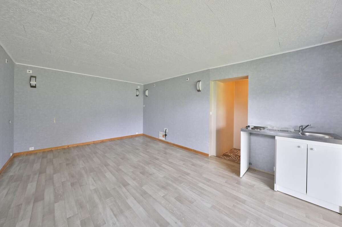 Photo 8 - Maison à MONTREVEL-EN-BRESSE