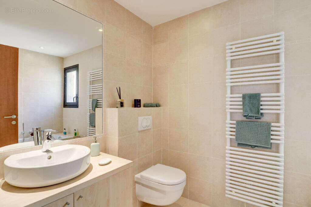 Maison à MANDELIEU-LA-NAPOULE