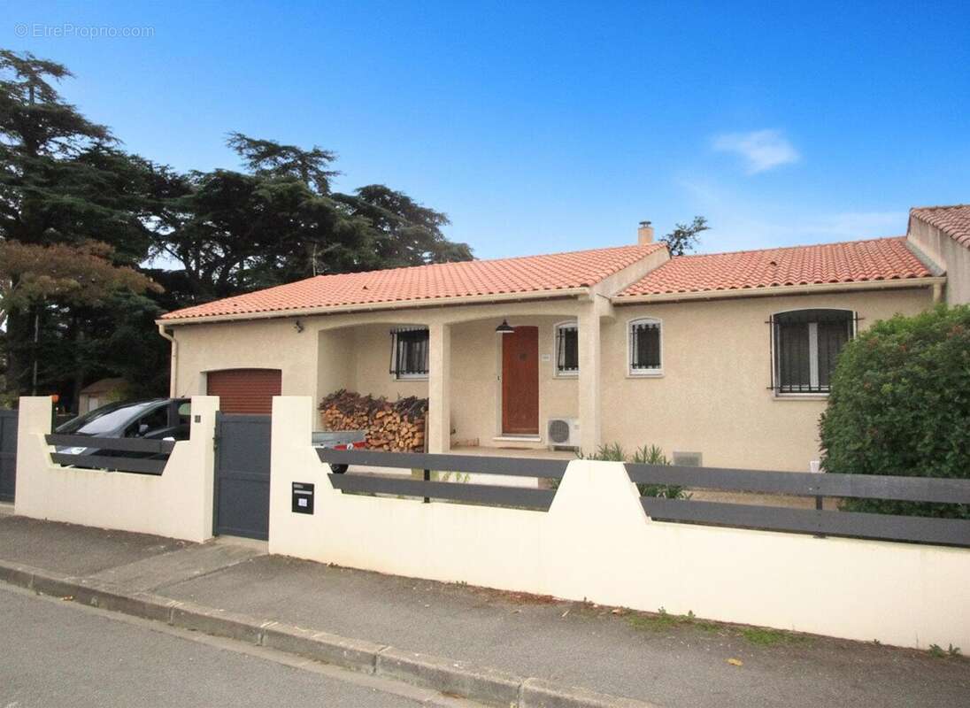 Photo 2 - Maison à LA REDORTE
