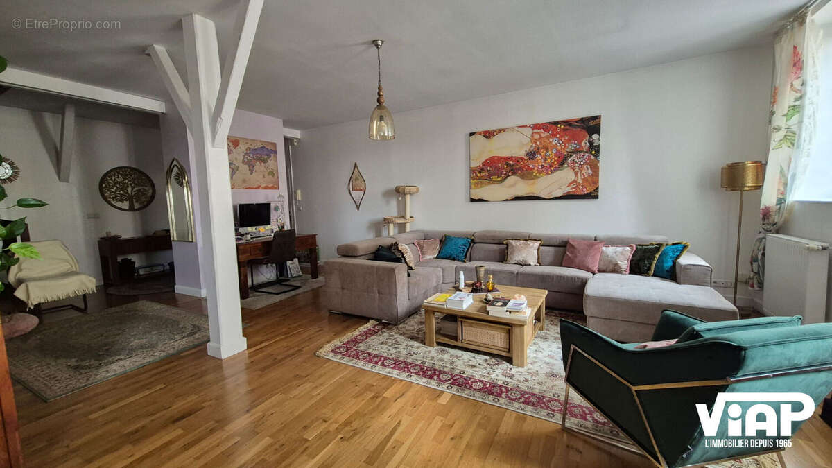 Appartement duplex en excellent état. - photo 3