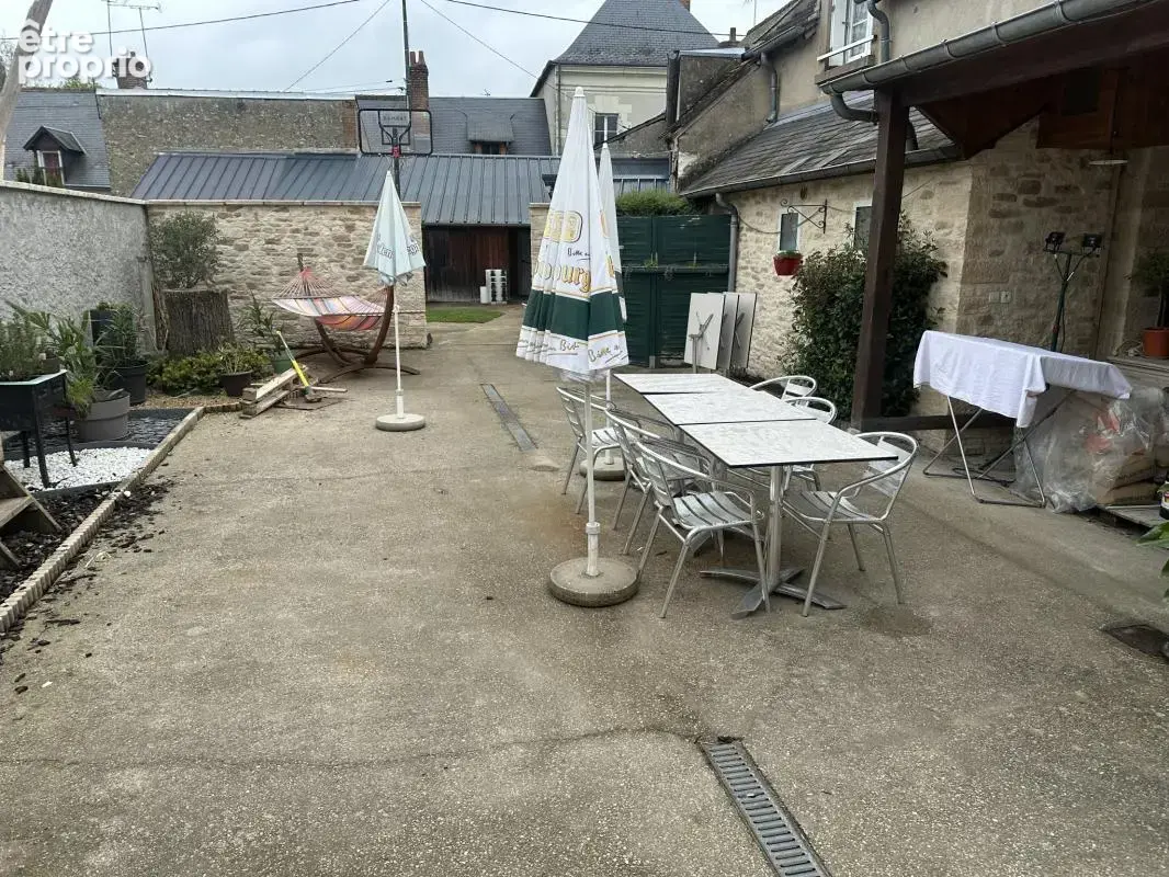 Murs de restaurant et 3 appartements T3 - photo 19