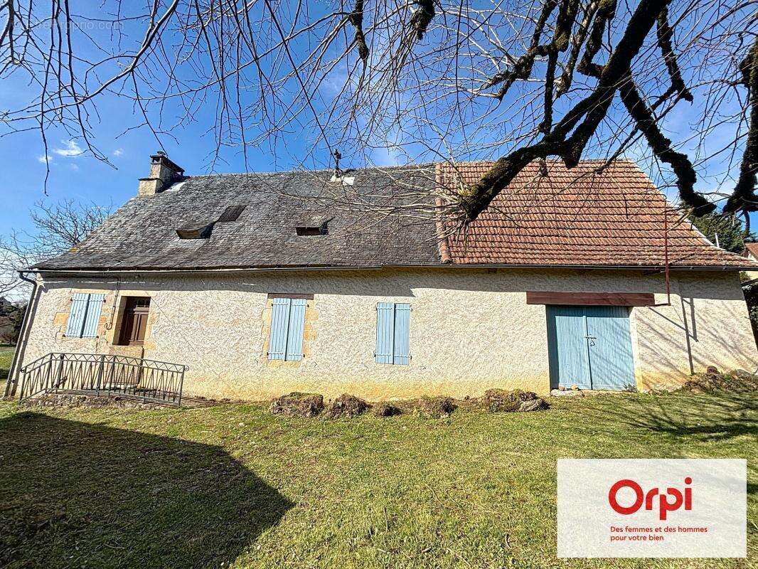 Maison à TERRASSON-LAVILLEDIEU