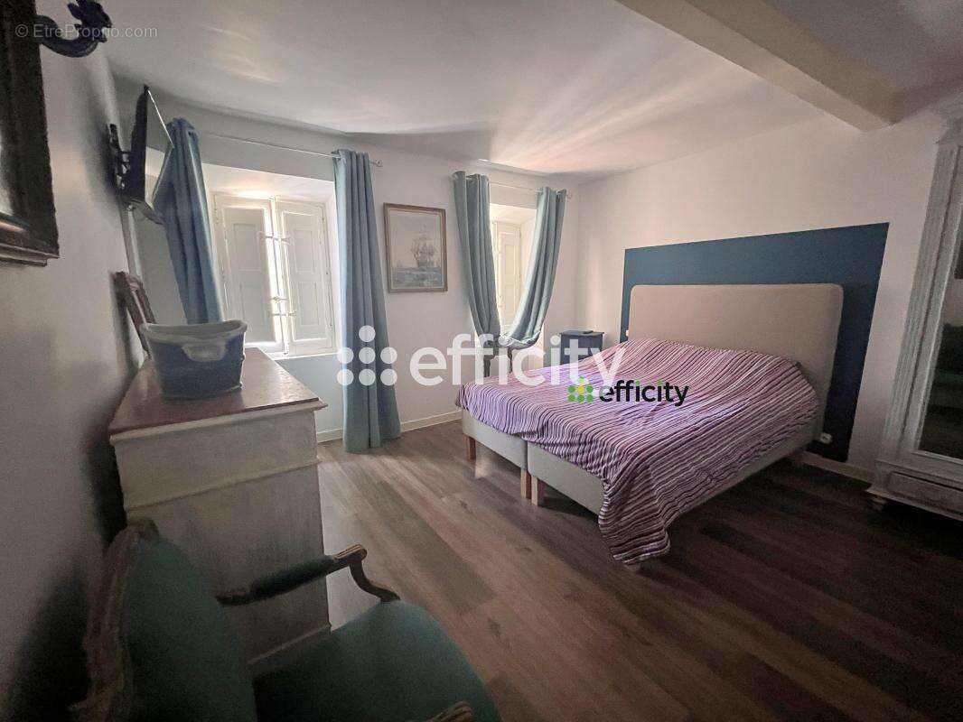 Appartement à LA CADIERE-D&#039;AZUR