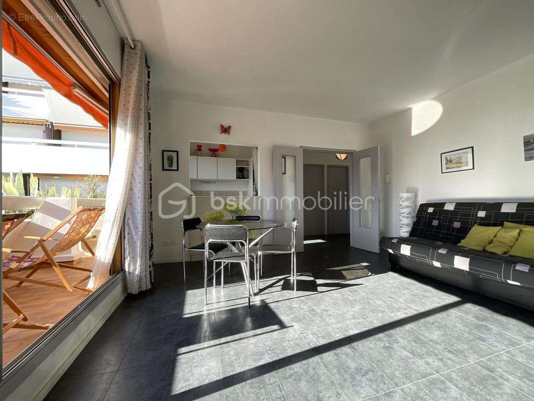 La grande-motte – hyper centre – 45 m² – dernier étage – garage fermé 25 m² - photo 9