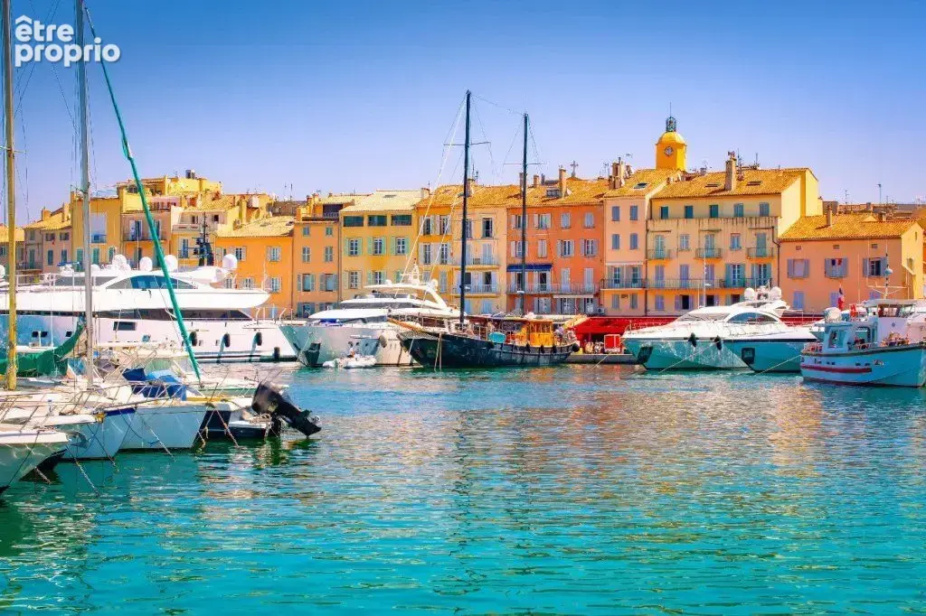 Photo Commerce à Saint-Tropez au prix de 1 325 000€