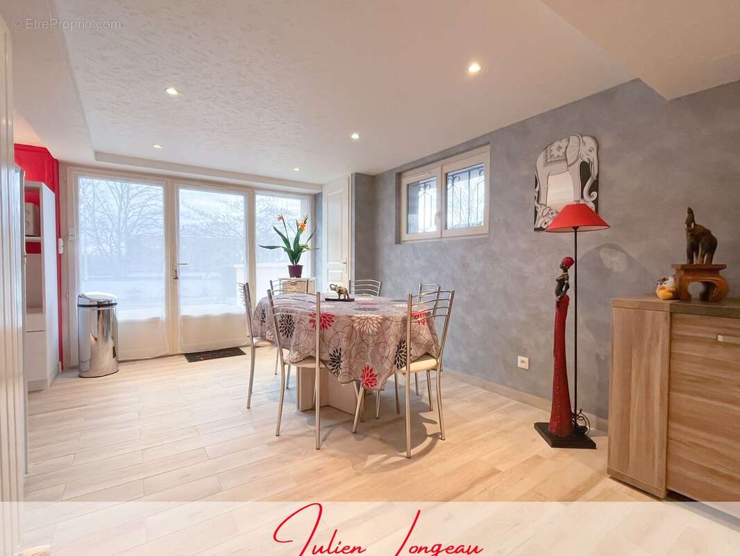 Maison à CHATELLERAULT