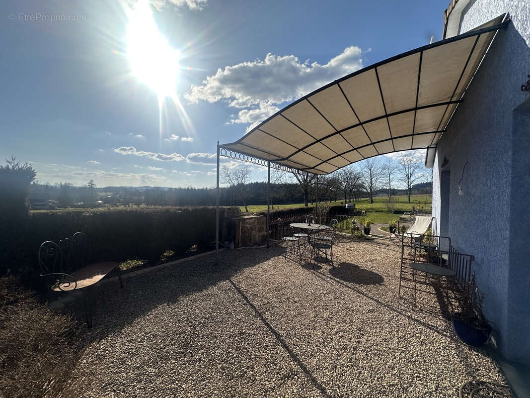 Maison à ETIVAL-CLAIREFONTAINE