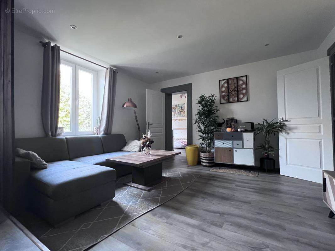 Appartement à VALDOIE