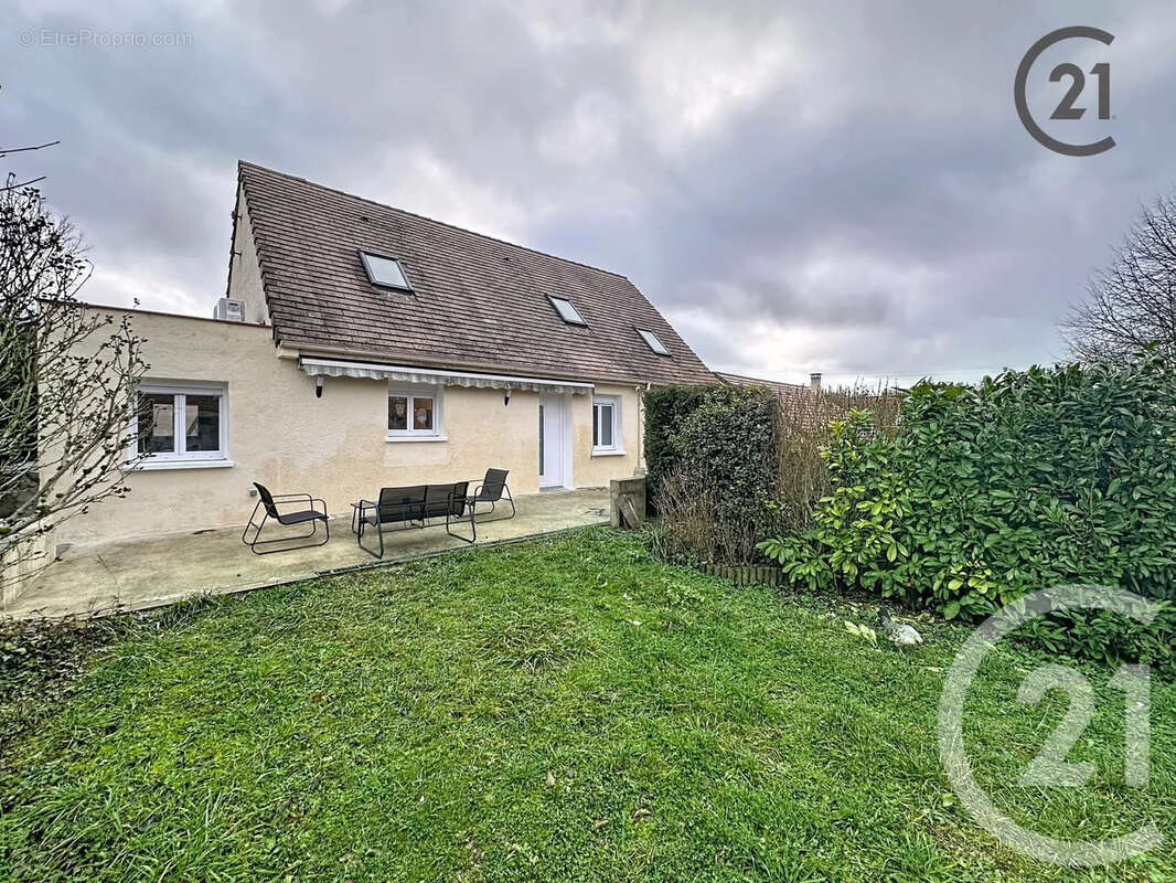 Maison à DONNEMARIE-DONTILLY
