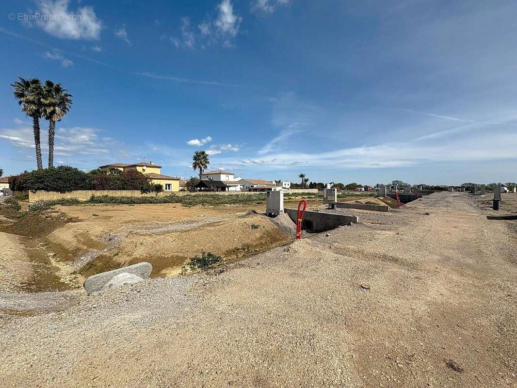 Photo 3 - Terrain à MAUGUIO