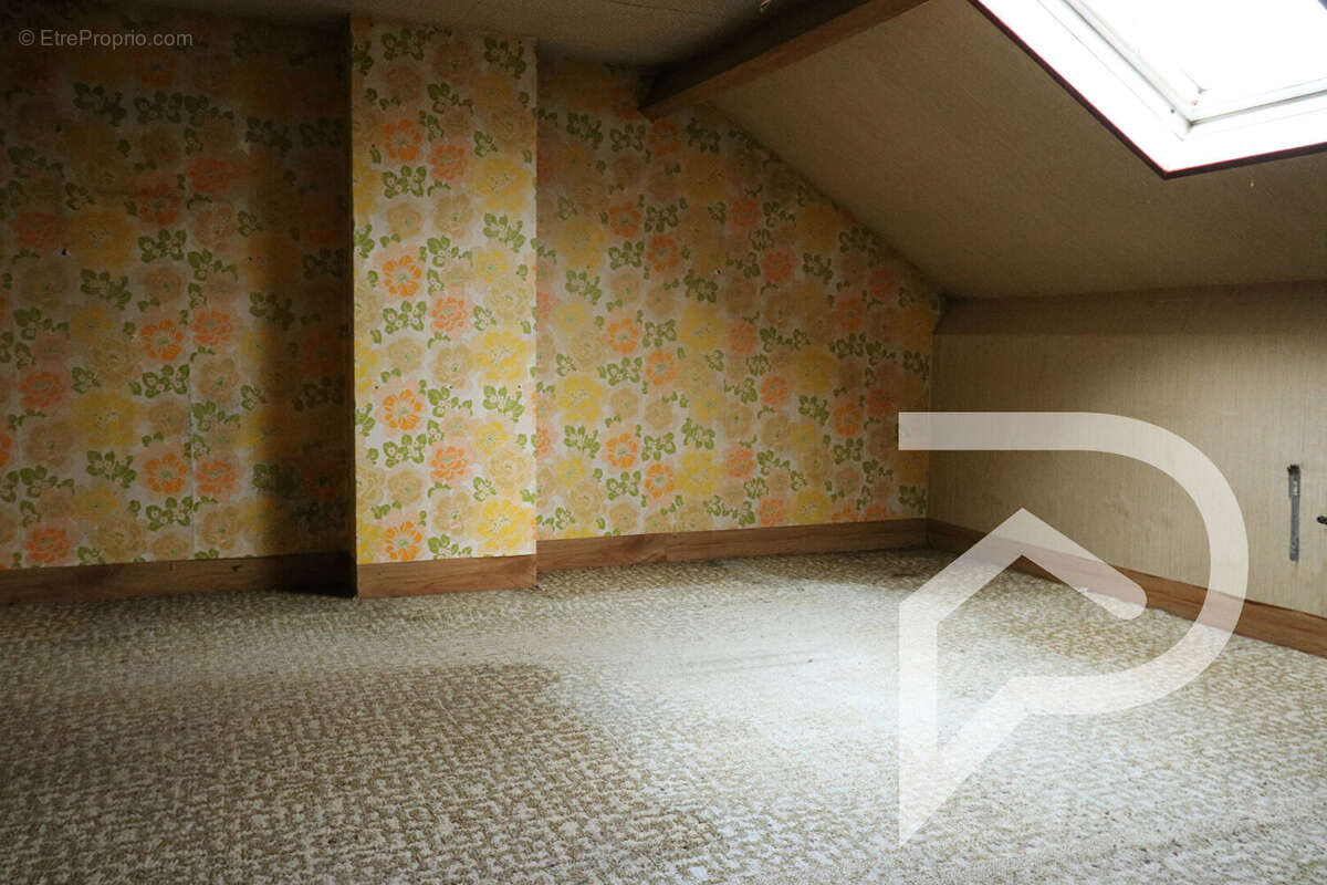 Maison à RIBECOURT-DRESLINCOURT