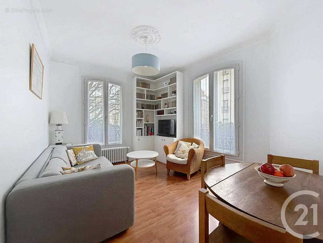 Appartement à PARIS-20E