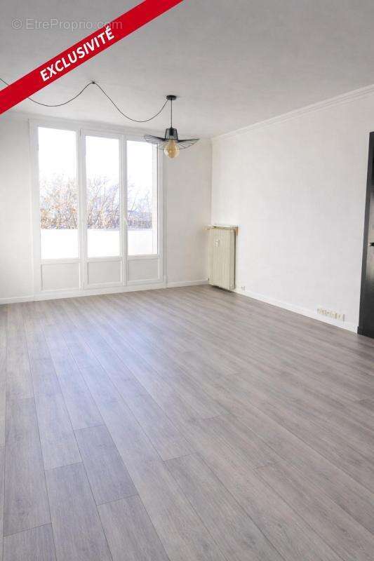 T3 lumineux avec balcon, cave et parking - Résidence Saint-André - photo 5