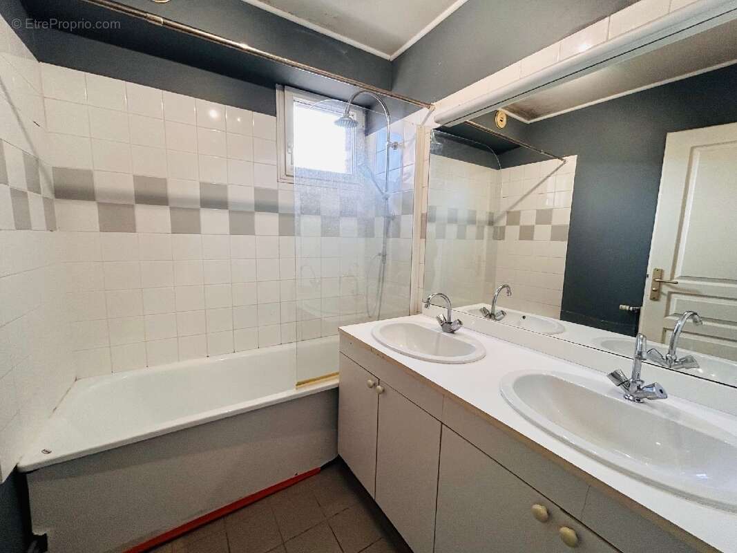 Appartement à BRUAY-LA-BUISSIERE