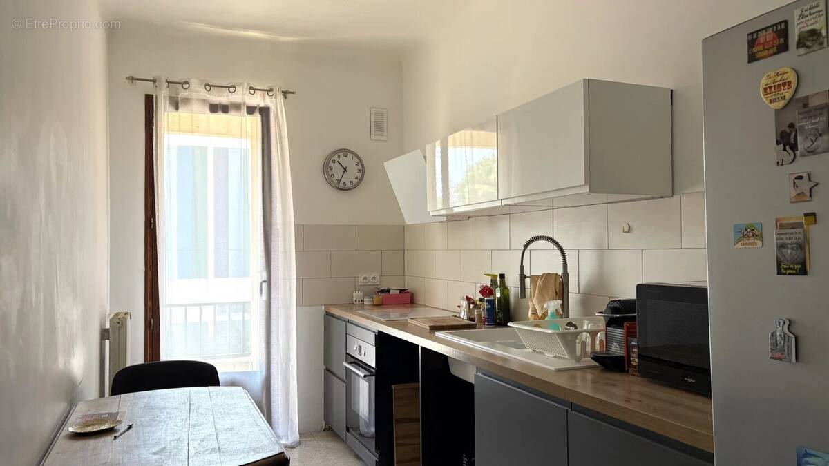 Appartement à PORT-DE-BOUC