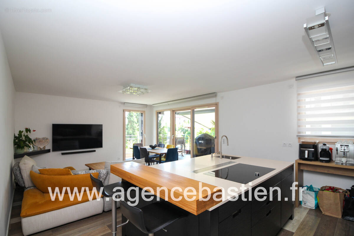 Appartement à DIVONNE-LES-BAINS