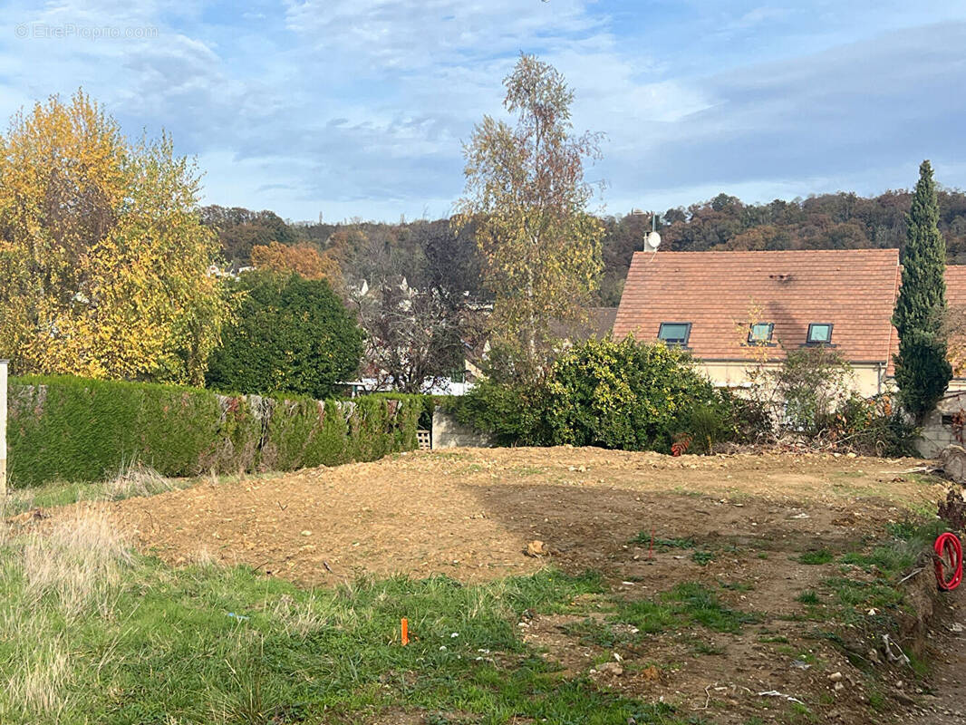 Terrain à MARCOUSSIS