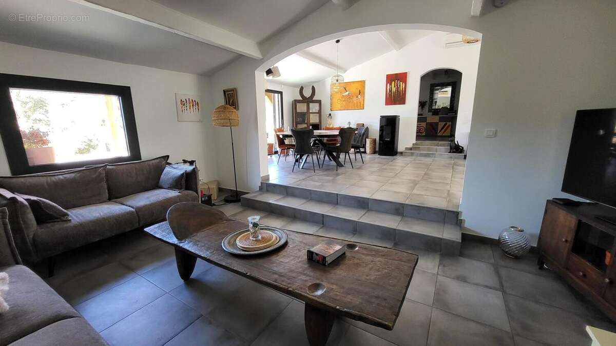 Maison 180 m² à Vives  - photo 9