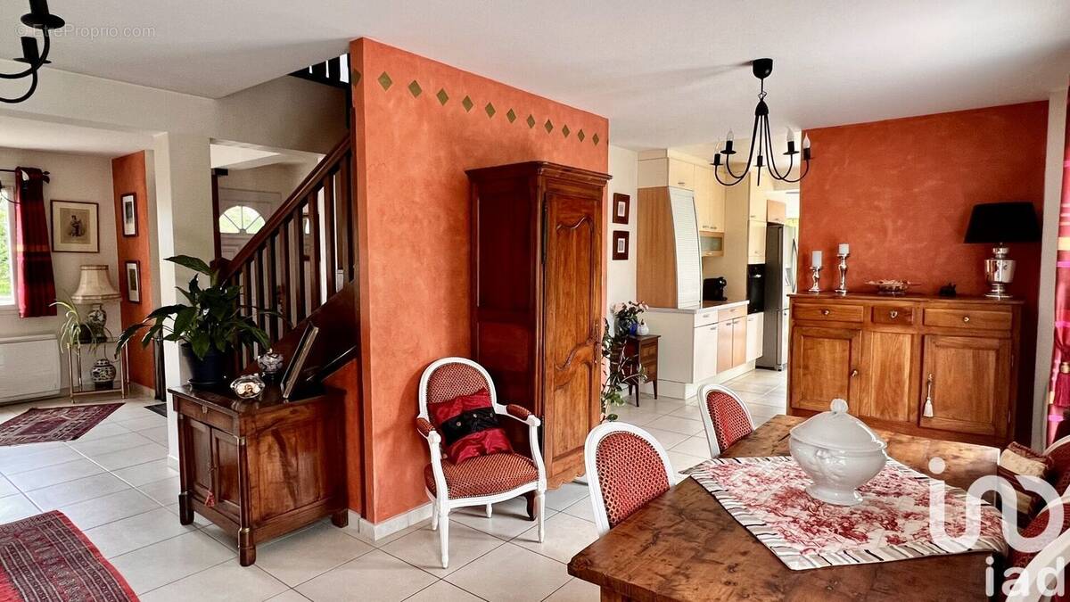 Photo 1 - Maison à BOISSY-LE-CHATEL