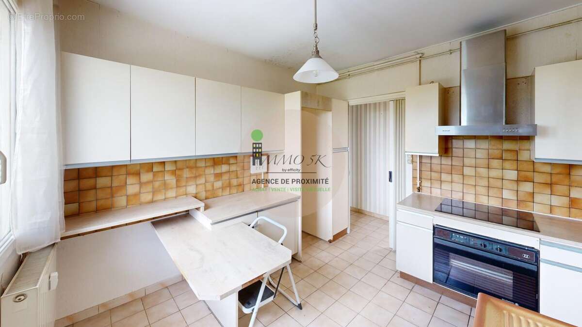 Appartement à RILLIEUX-LA-PAPE