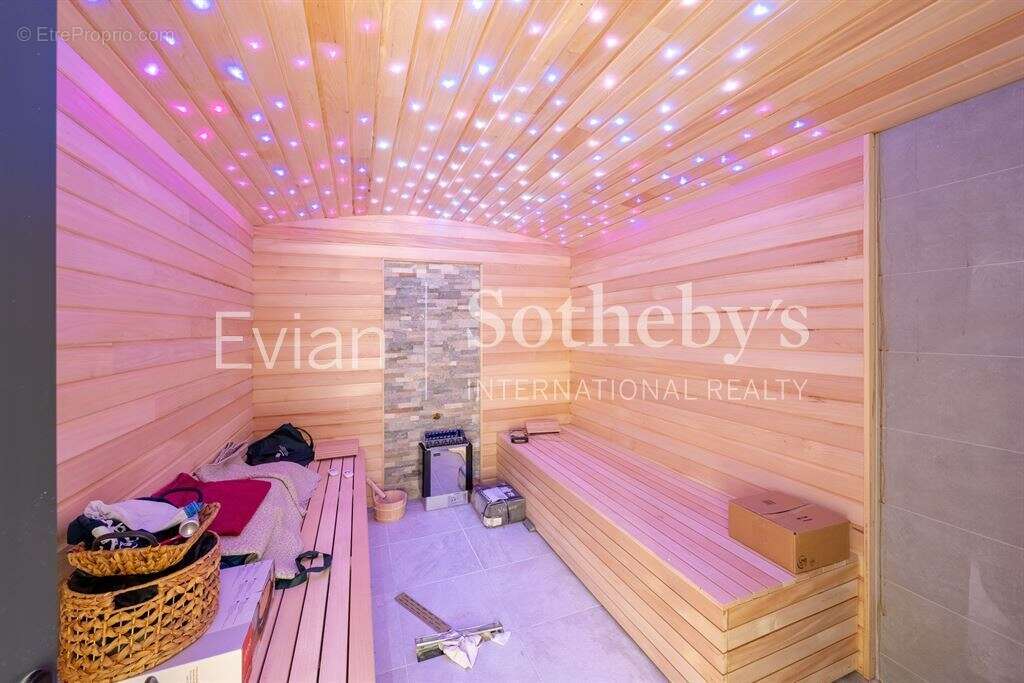 Maison à NEUVECELLE