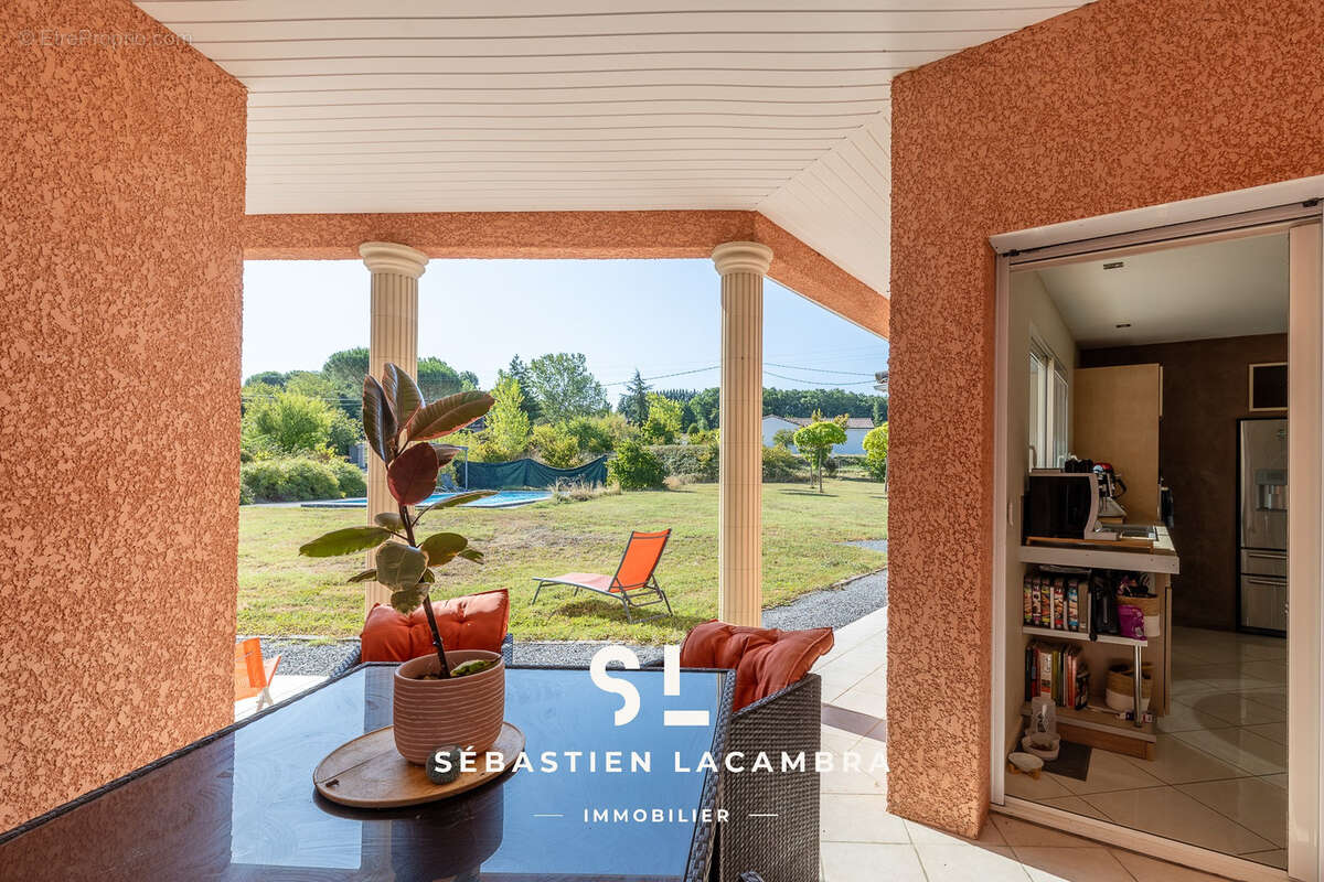 Maison de plain-pied avec piscine, 4 chambres et 3 008 m2 de terrain - photo 26