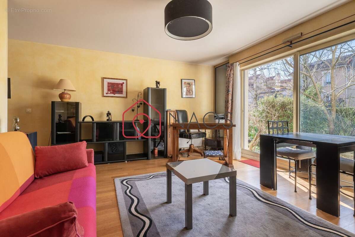 Appartement à CROISSY-SUR-SEINE