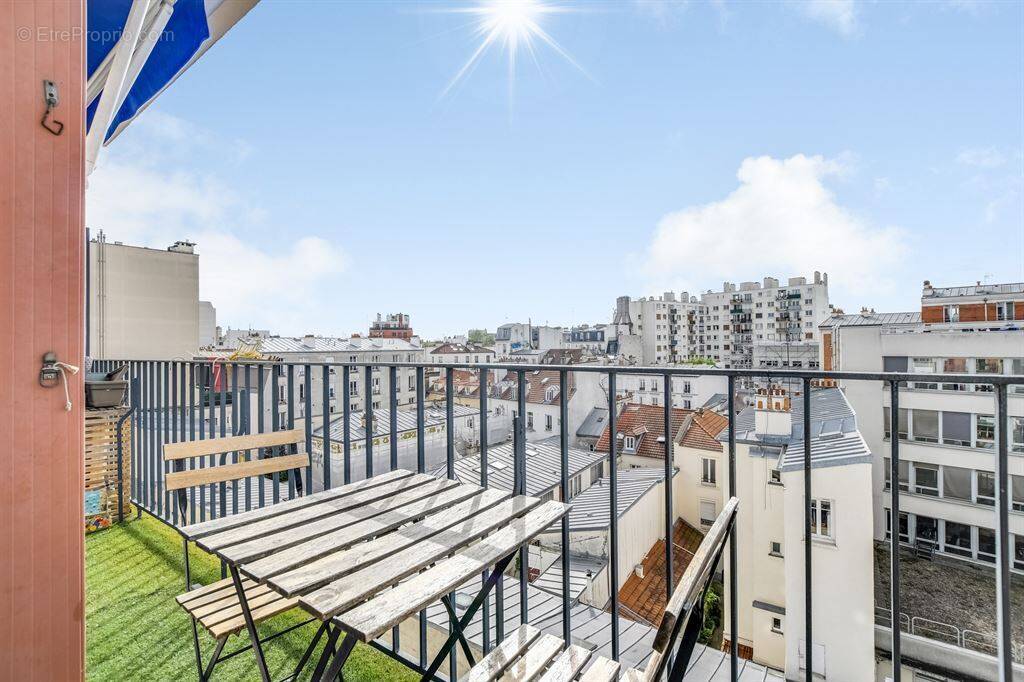 Appartement à PARIS-20E