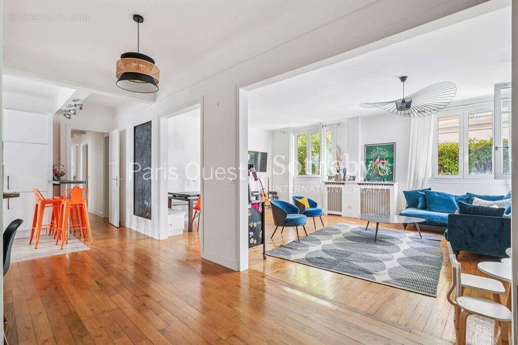 Appartement à NEUILLY-SUR-SEINE