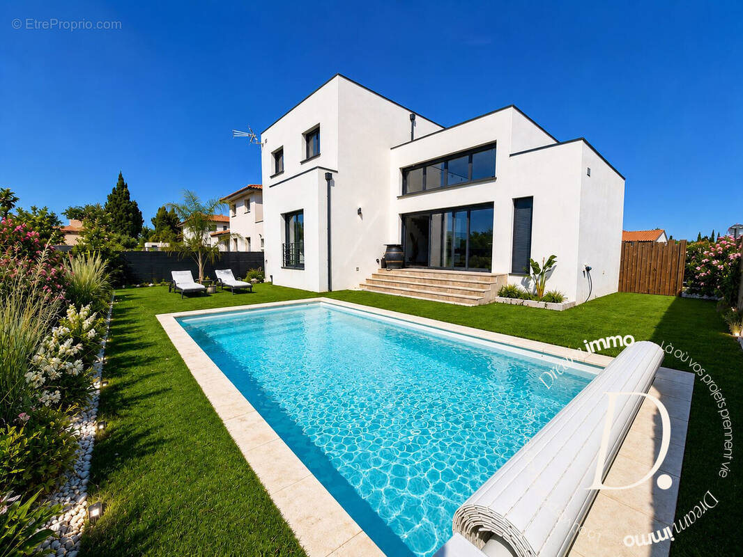 Maison à SAINT-CYPRIEN