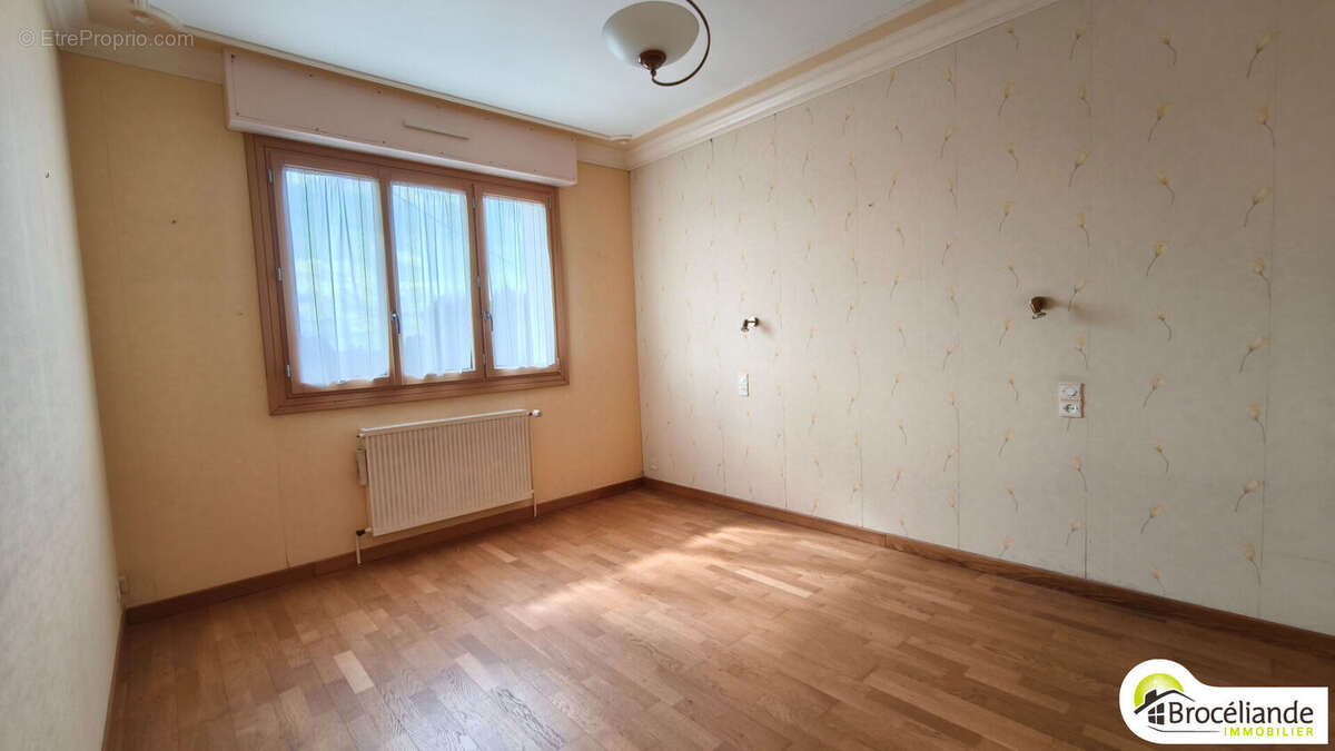 Maison à SAINT-GILLES