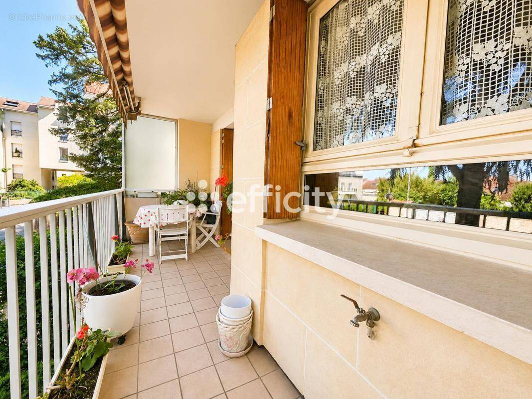 Appartement à BRY-SUR-MARNE