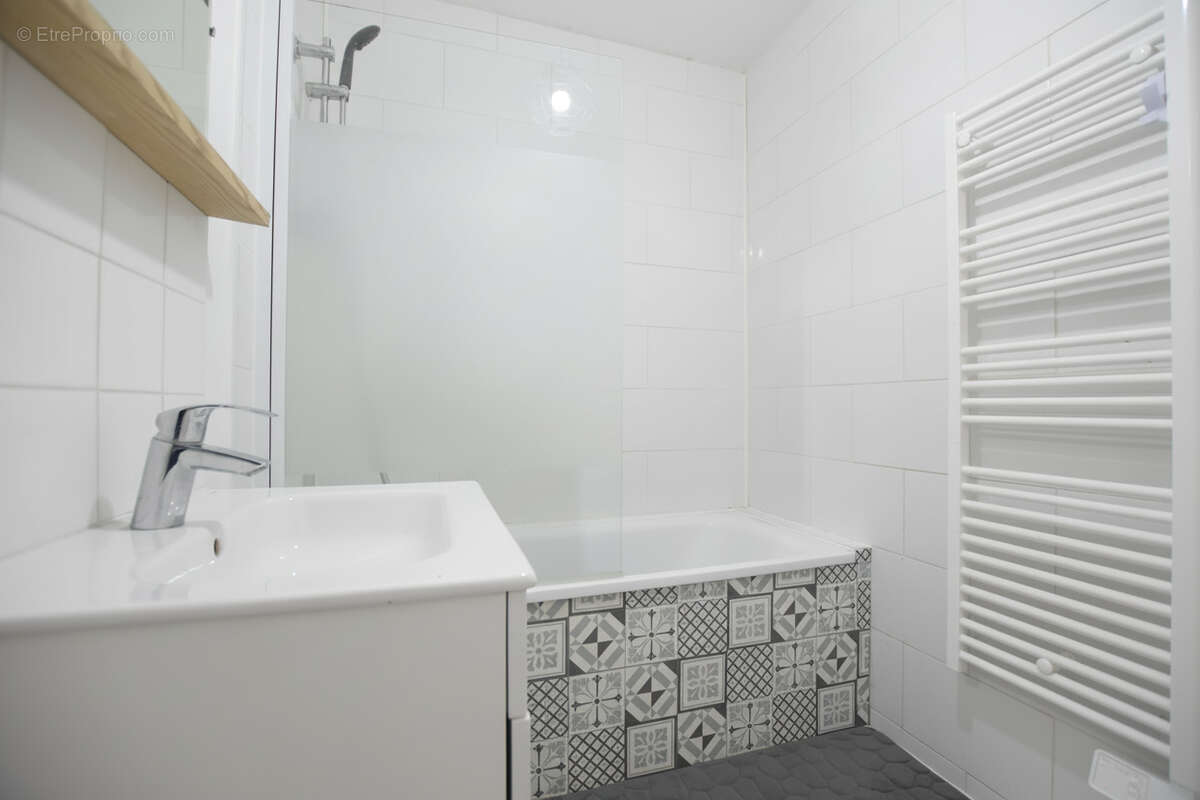 Appartement à LES ESSARTS-LE-ROI