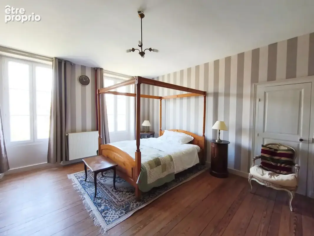 Château du XVIᵉ siècle à Aigurande - 600 m² habitables - 9 ha de prairies et bois – Pays de George Sand Indre (36) 599 000 € - photo 9