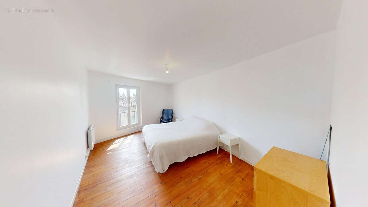 Rabastens, proche centre ville, maison T3 - photo 3