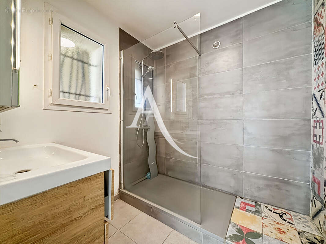 Appartement à MARSEILLE-13E