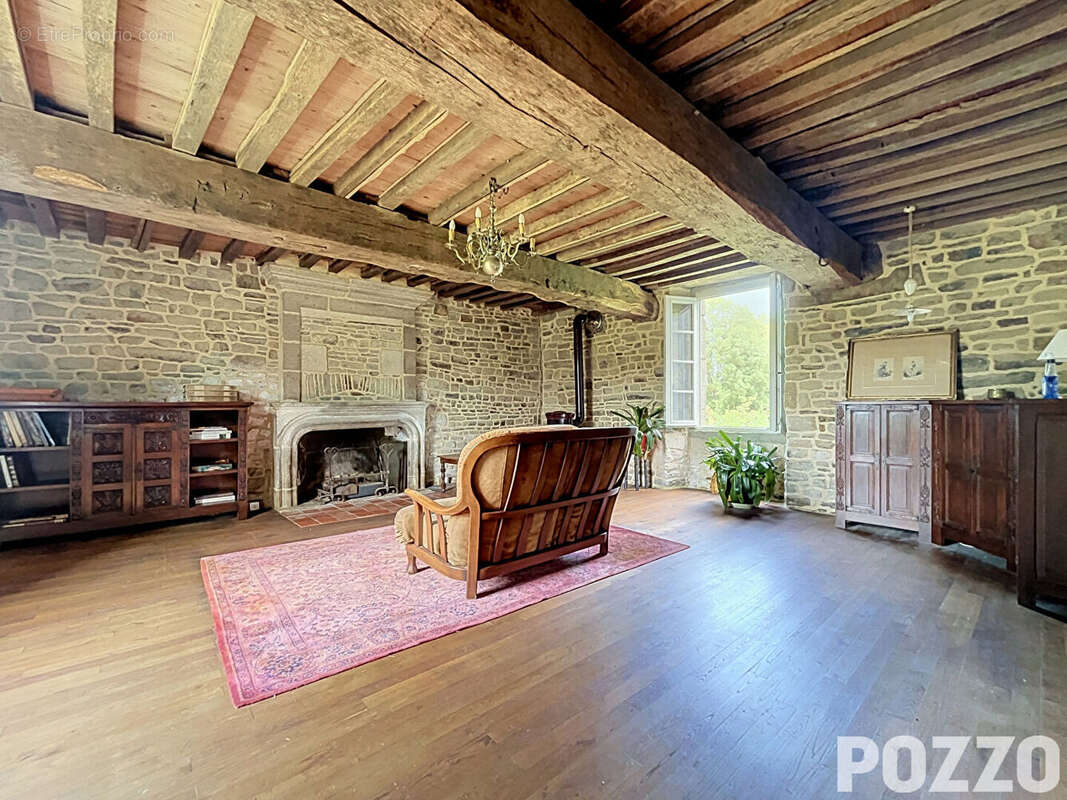 Maison à MORTAIN