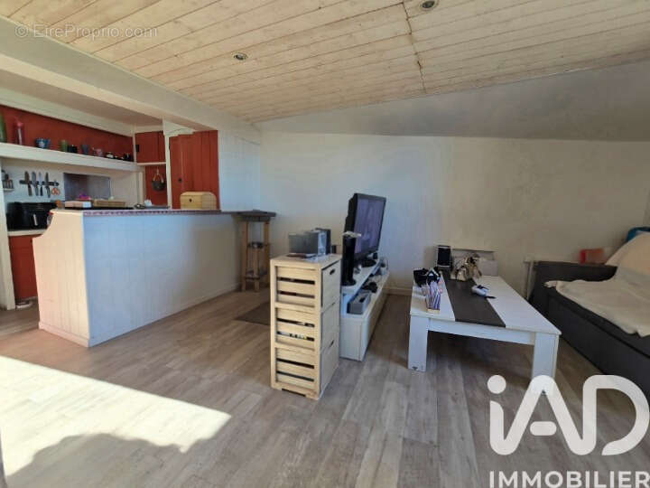 Photo 3 - Maison à BERRE-LES-ALPES